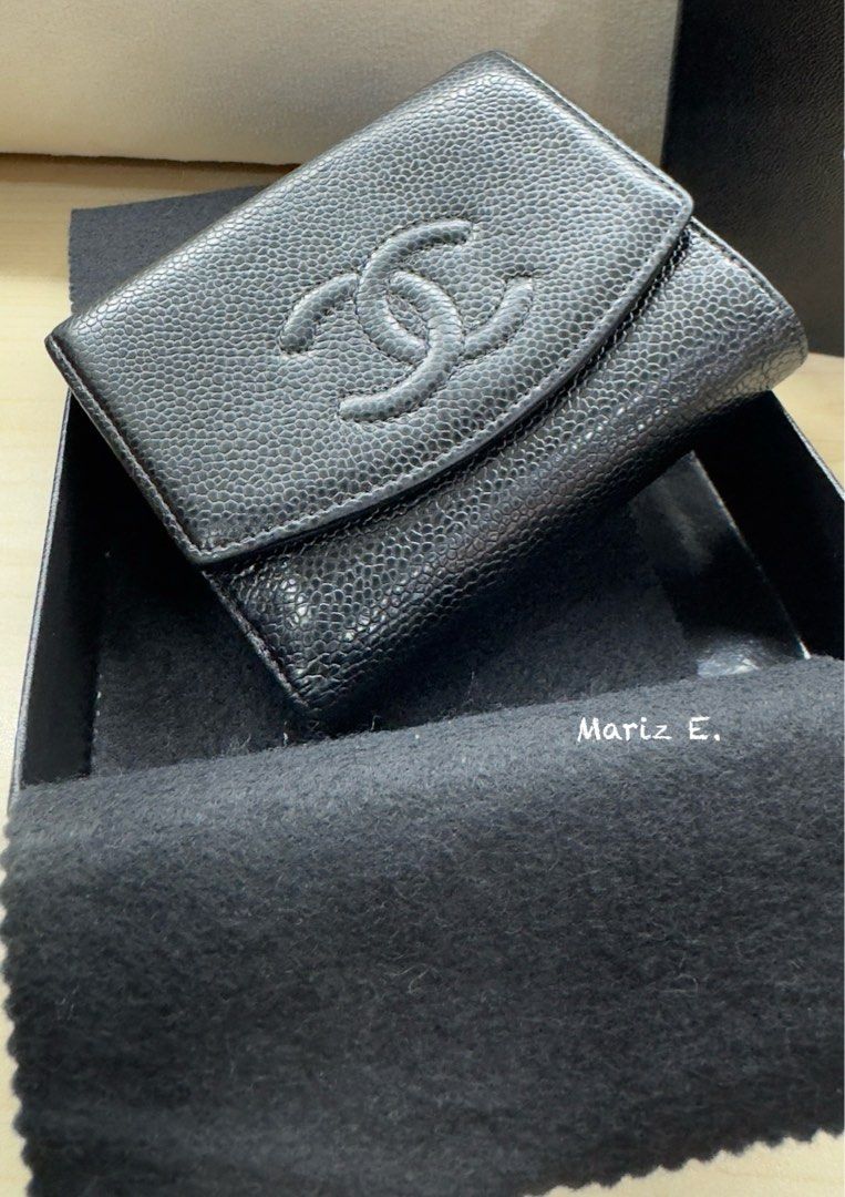Authentic luxury items (Category: Luxury Bags & Wallets) located in Quezon City. Submitted by marize09 (Listing ID 1264475494, Image 3). Description: Complete inclusion Rank AB Box Card With holo intact Dust bag All original Guaranteed authentic ✔️.