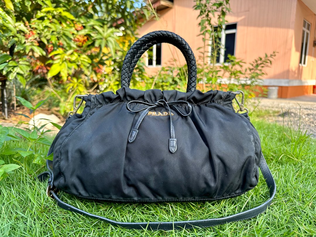 Prada bag with bow outlet
