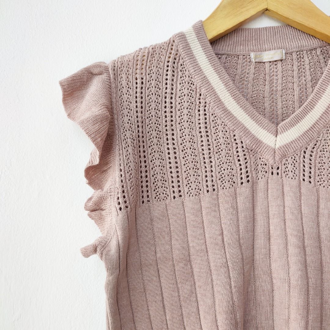 Axes Femme Vest Top Ruffle Kriwil Academia, Fesyen Wanita, Pakaian