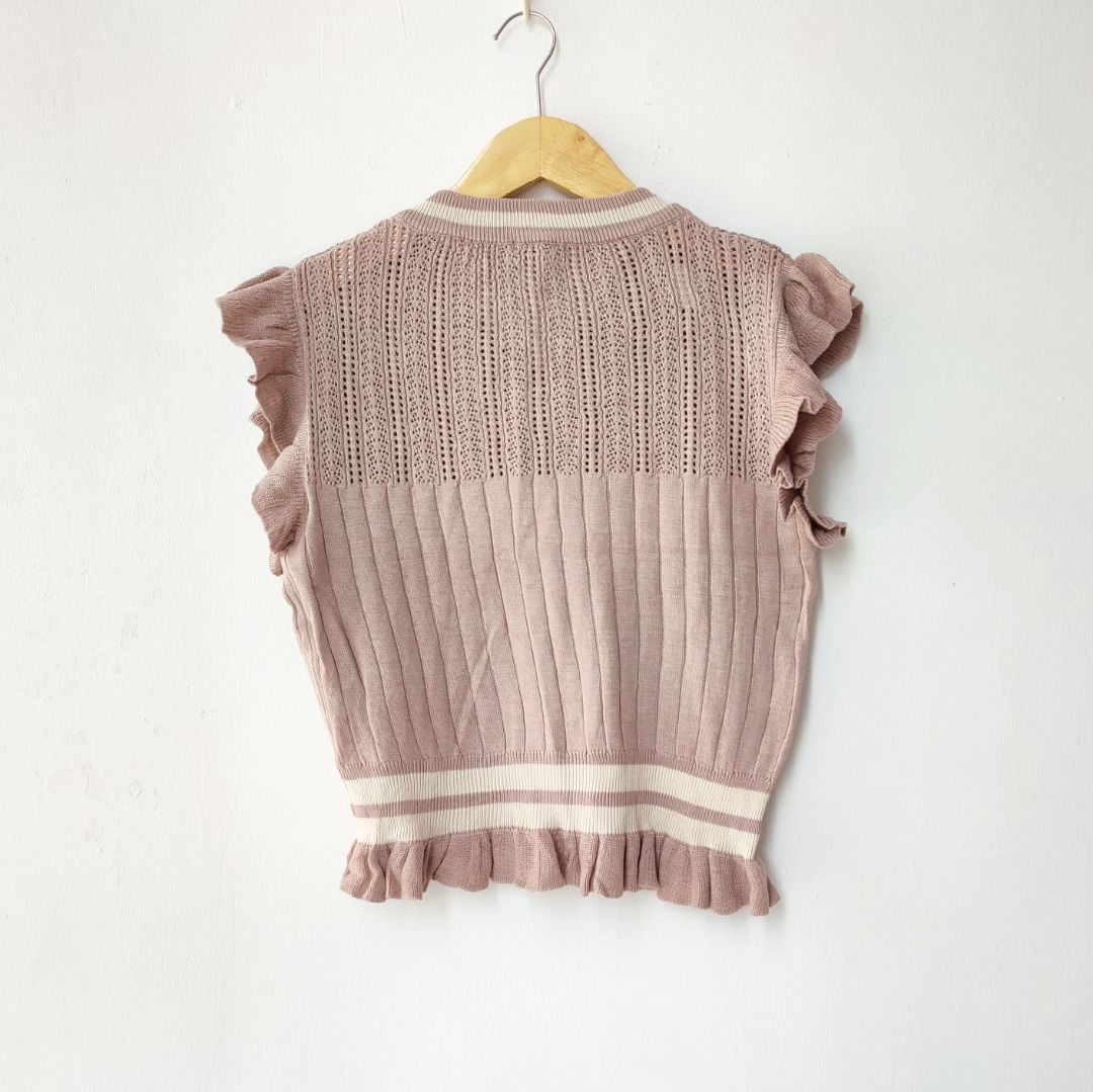 Axes Femme Vest Top Ruffle Kriwil Academia, Fesyen Wanita, Pakaian