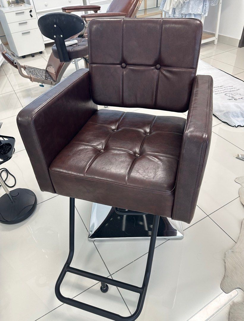 Barber chair olx deals
