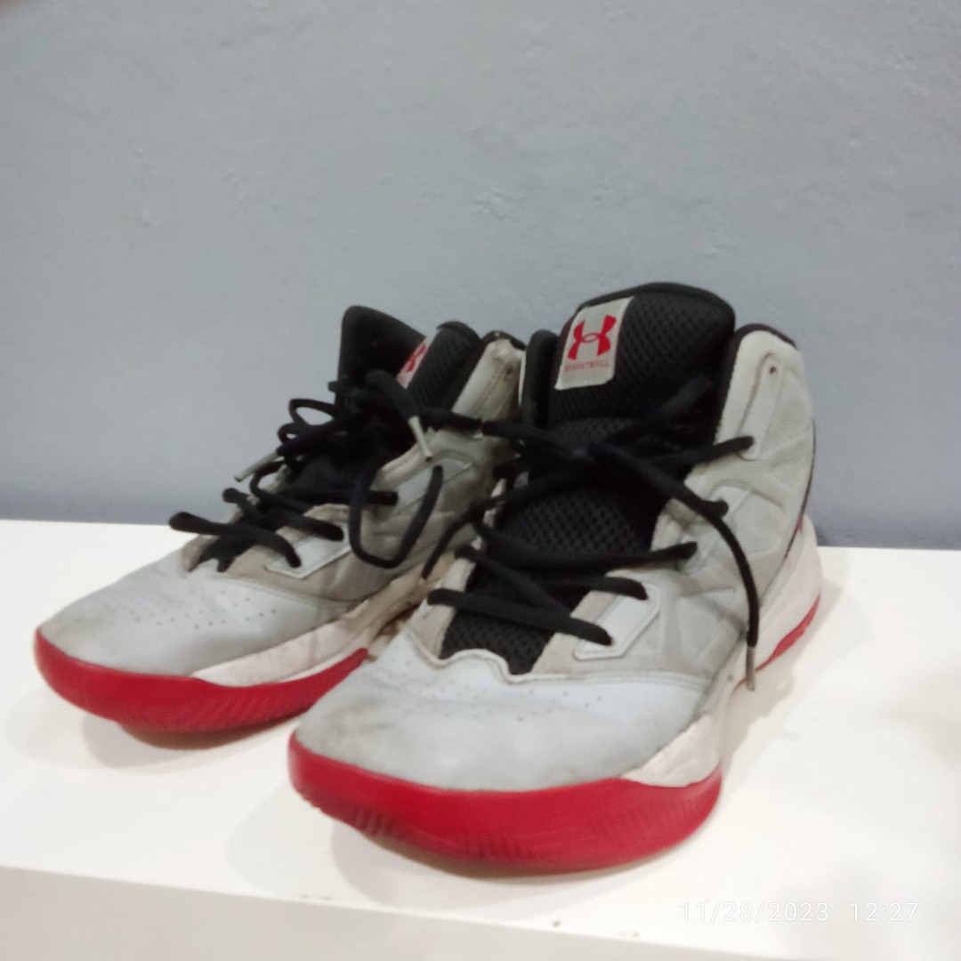 Under armor jet mid clearance