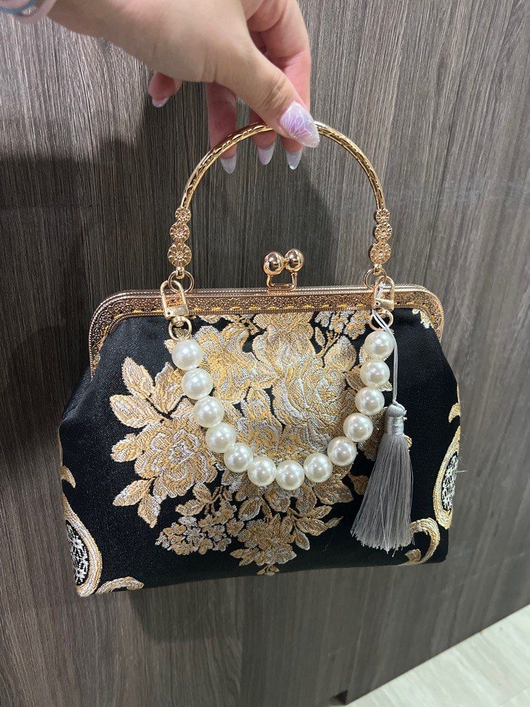 Black Gold Traditional Grand Bag Women s Fashion Bags Wallets