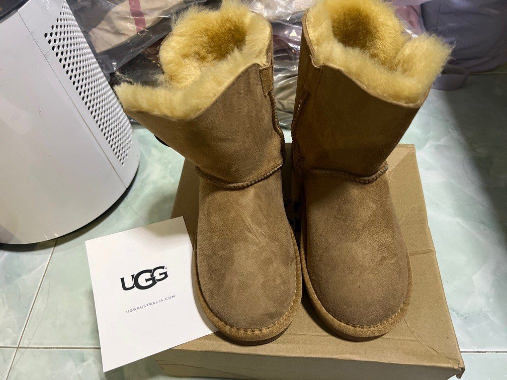 Cheap ugg boots best sale size 7