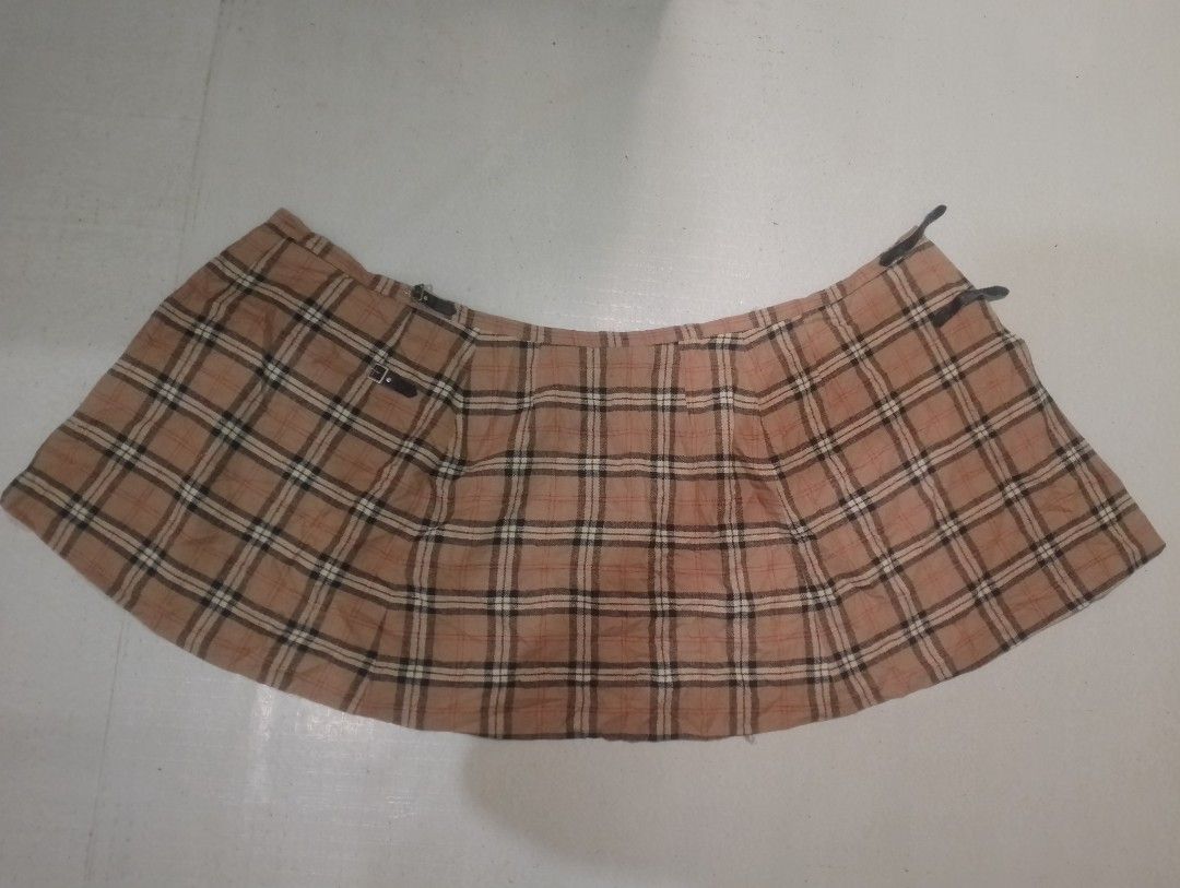 Women's burberry plaid sales skirt