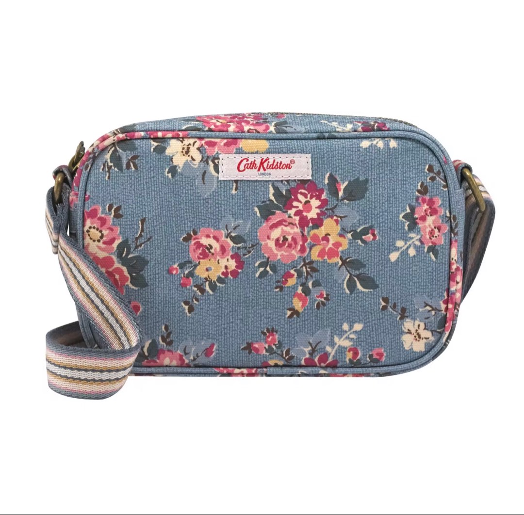 Cath Kidston Mini Lozenge Bag Original Price is 3400, Women's Fashion