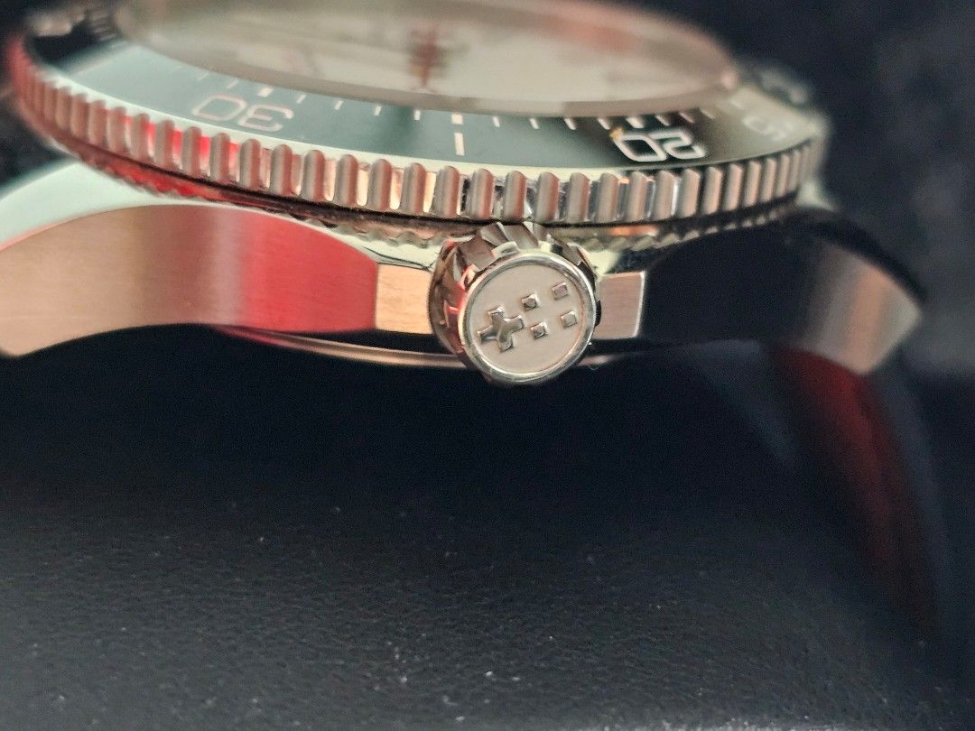 Christopher Ward C60 Trident COSC 600