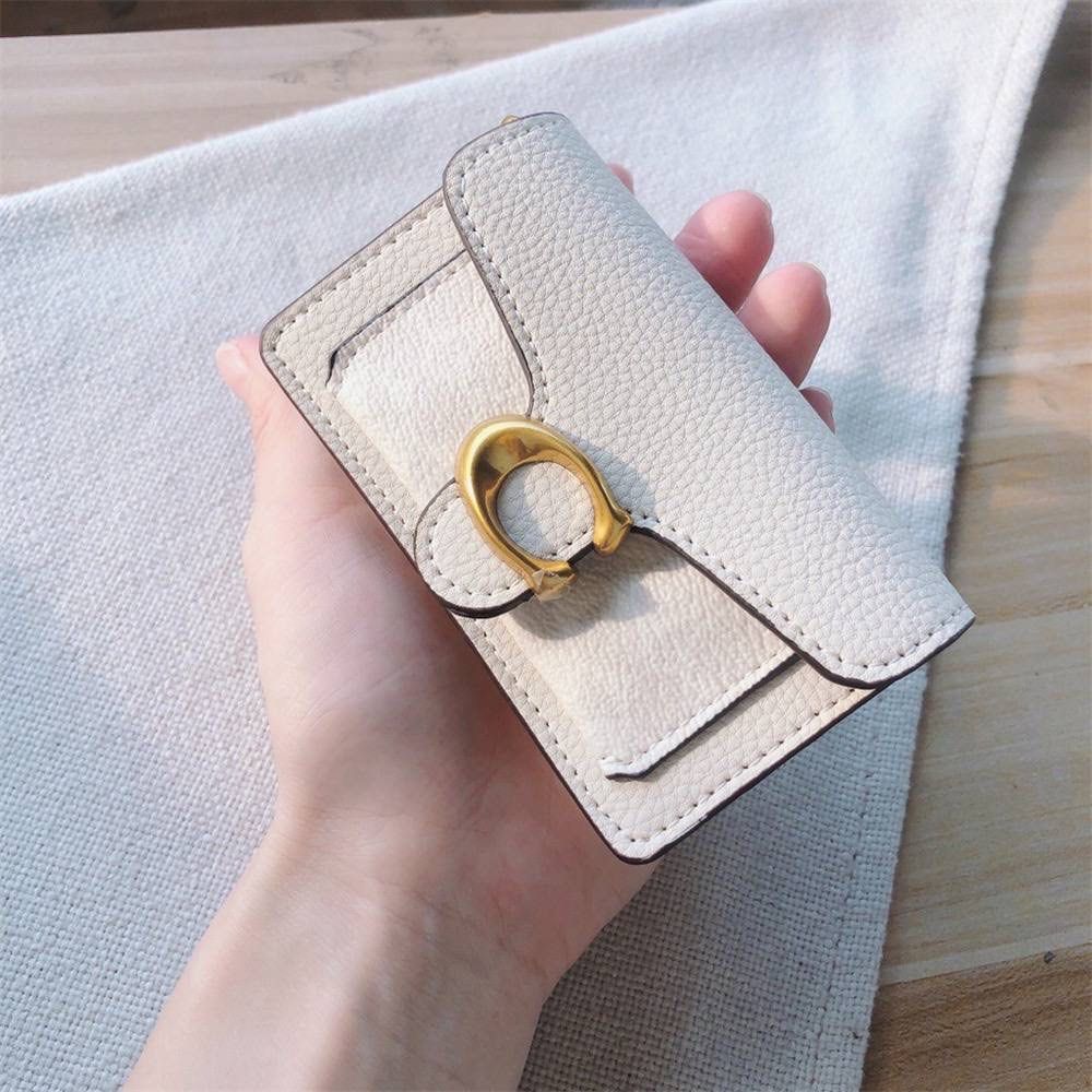 Coach small tabby discount wallet