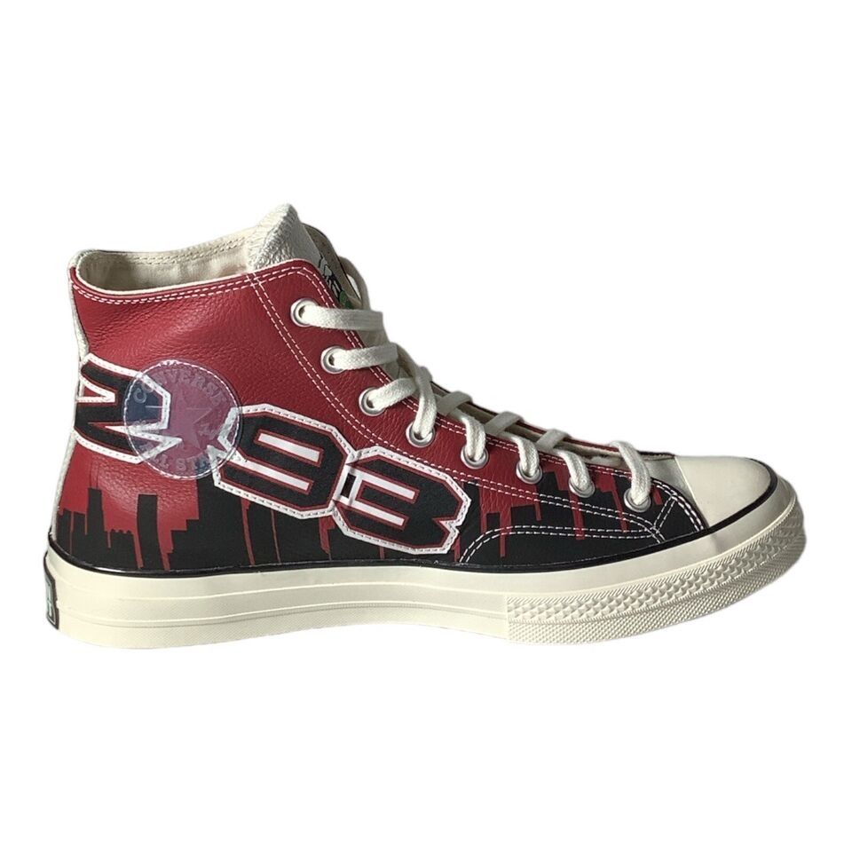 Chinatown market x chuck 7 top