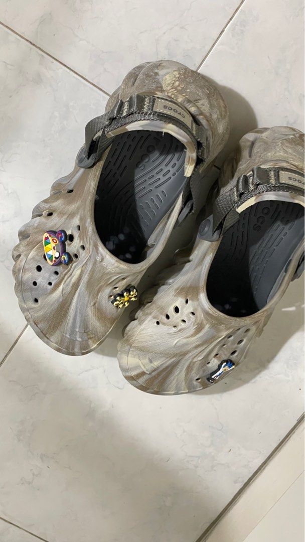 CROCS ECHO MARBLED BONE (Category: Sandals) located in Singapore. Submitted by febru95ry (Listing ID 1270871069, Image 5). Description: STEAL original price $109.95 Selling at $65 now CROCS ECHO MARBLED COLOUR IN BONE worn twice only As good as new No defects Selling because I bought a size too big Giving cute JIbbits for free Buyer to self pick up or Arrange own delivery I recommend lalamove! .