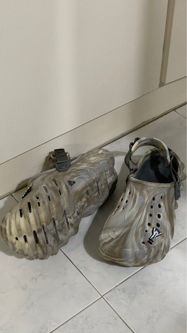 CROCS ECHO MARBLED BONE (Category: Sandals) located in Singapore. Submitted by febru95ry (Listing ID 1270871069, Image 1). Description: STEAL original price $109.95 Selling at $65 now CROCS ECHO MARBLED COLOUR IN BONE worn twice only As good as new No defects Selling because I bought a size too big Giving cute JIbbits for free Buyer to self pick up or Arrange own delivery I recommend lalamove! .