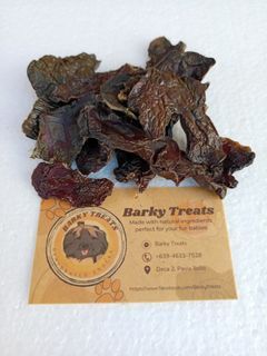 Dehydrated chicken liver treats