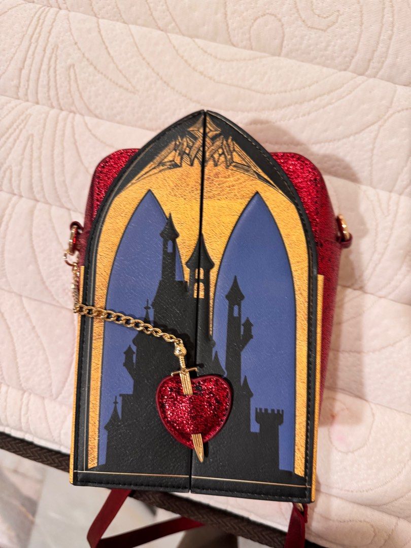 Evil queen bag store