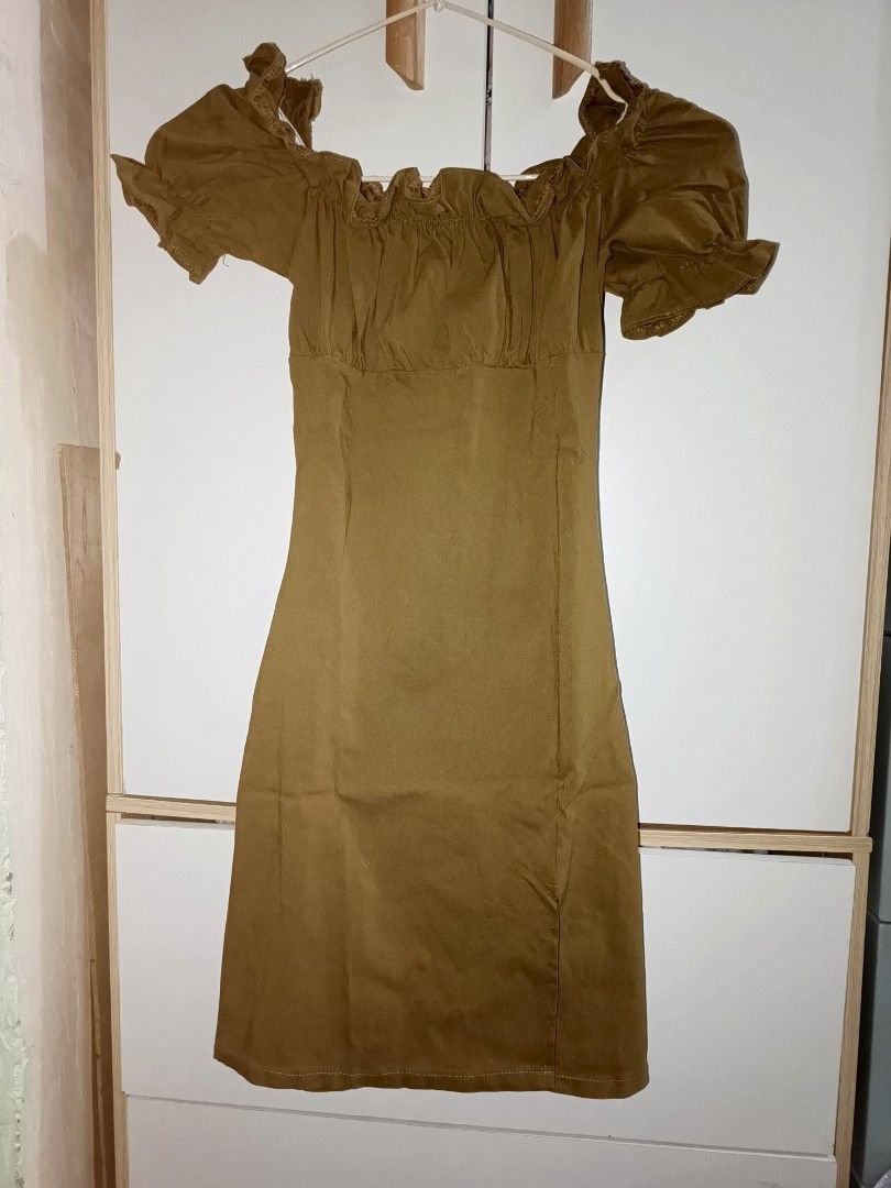 Dress (Category: Dresses) located in Mandaluyong City. Submitted by simplicityk (Listing ID 1269852456, Image 3). Description: used once. xs-s RFS: too sexy for me 😁.
