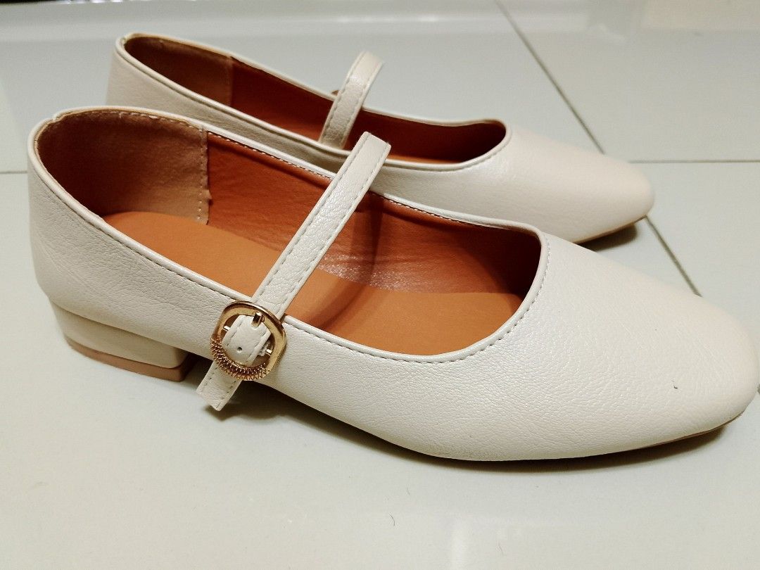 Cinderella dress outlet and shoes