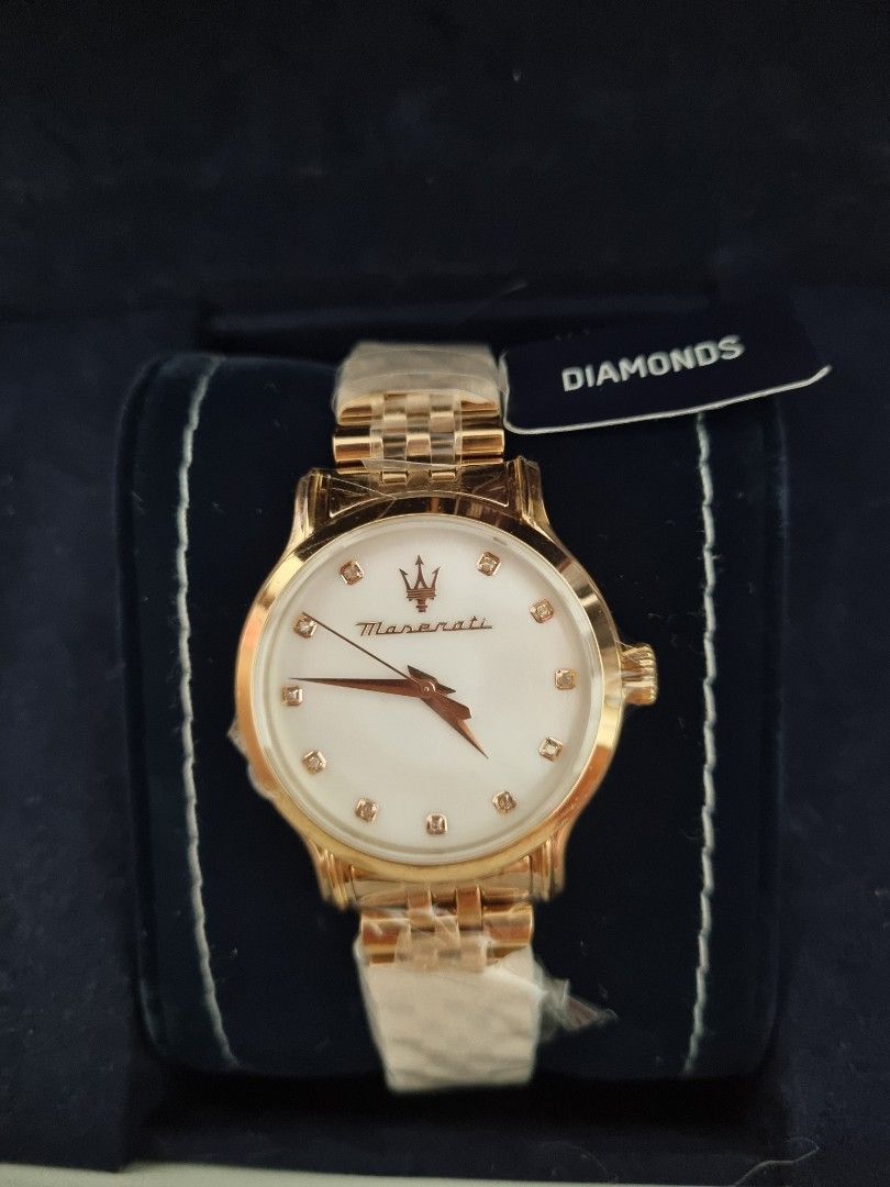 Gold couple new arrivals watch