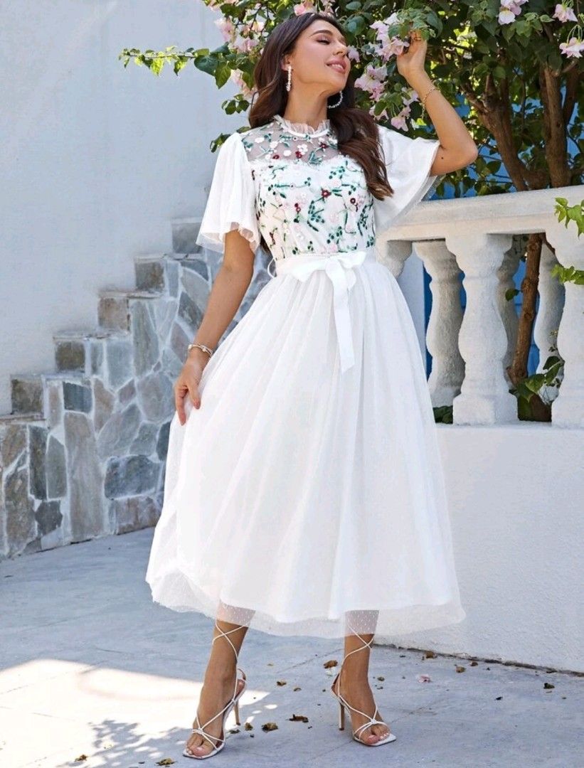 green emerald velvet dress Entro Beige Floral Embroidered Mesh Dress main image 0