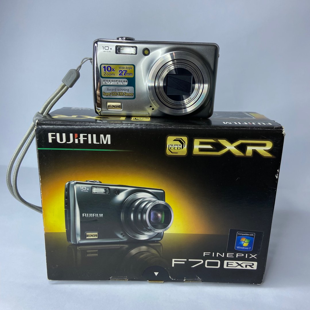FUJIFILM DIGICAM, Photography, Cameras on Carousell