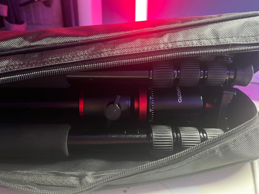 Geekoto X25 Defender 75" Tripod, Photography, Photography Accessories