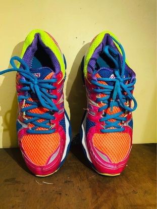 Igs running shoes sale