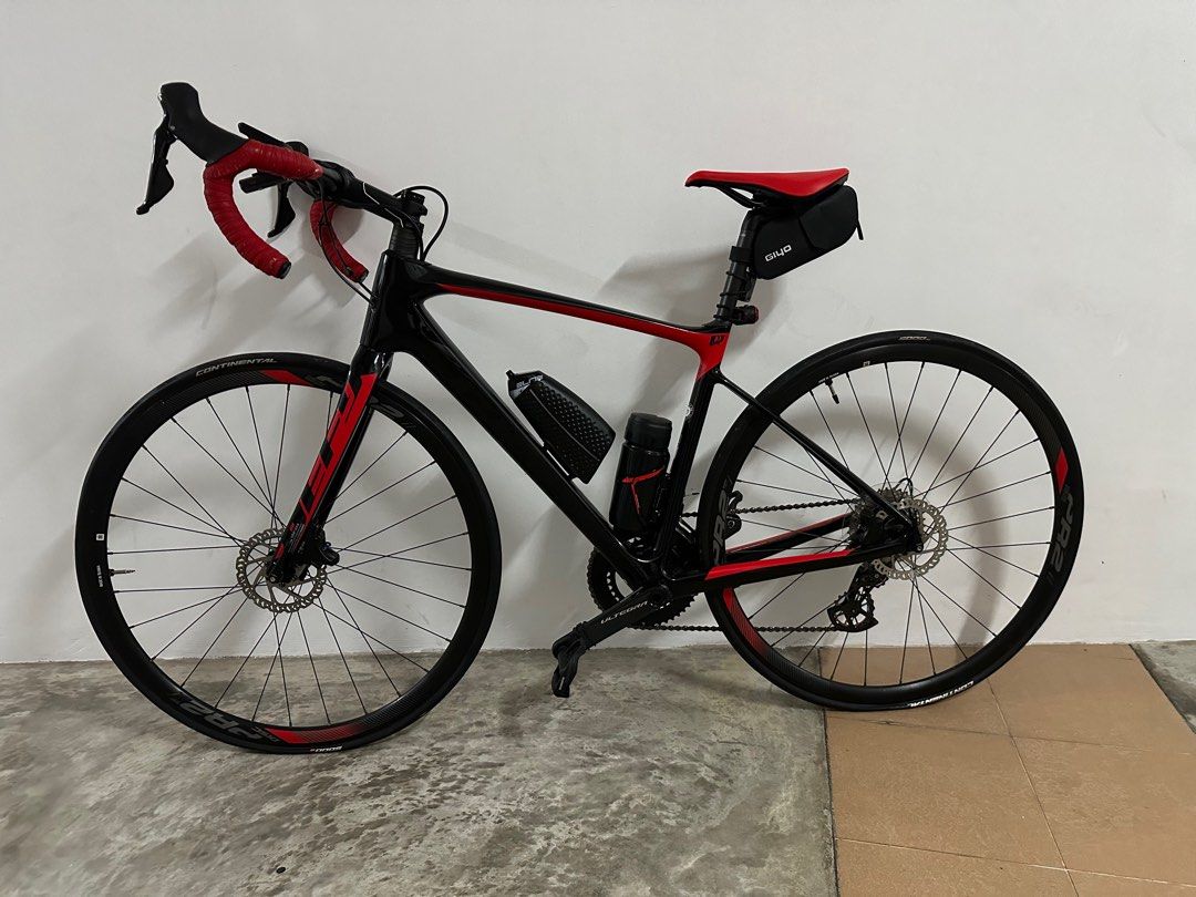 Giant Defy advance 1 Sports Equipment Bicycles Parts Bicycles