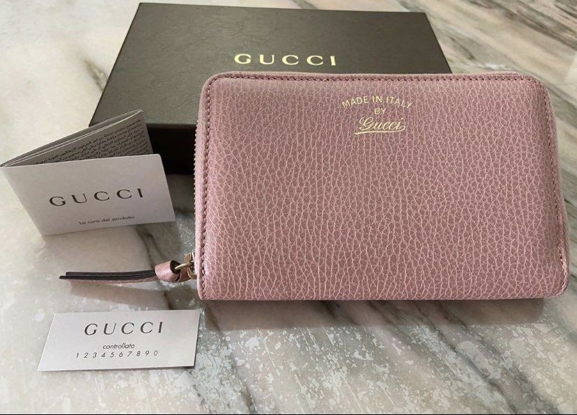 Gucci sales swing wallet