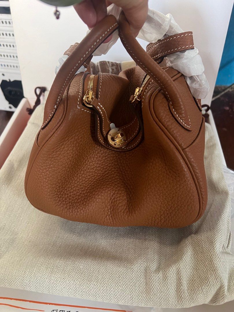 Hermes Lindy mini size 18cn, Luxury, Bags & Wallets on Carousell