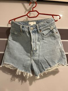 (Category: ) located in . Submitted by deborahsales (Listing ID 1270907022, Image 1). Description: .