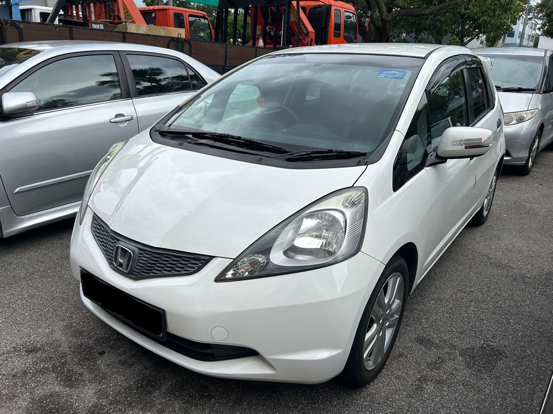 Honda Jazz 1.3 Auto, Cars, Car Rental on Carousell