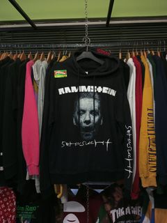 (Kategori: ) berada di . Dikirim oleh sanasini_preloved (ID iklan 1270847090, Gambar 1). Deskripsi: .