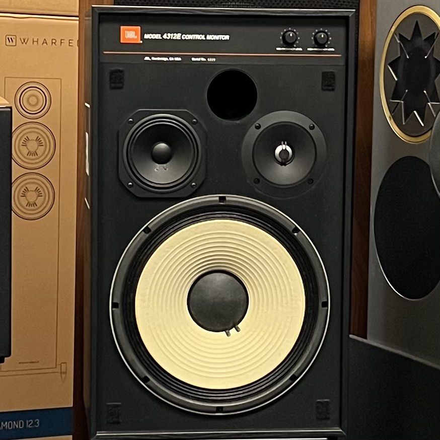 JBL 4312E 12-Inch Studio Monitor Speakers w/Box