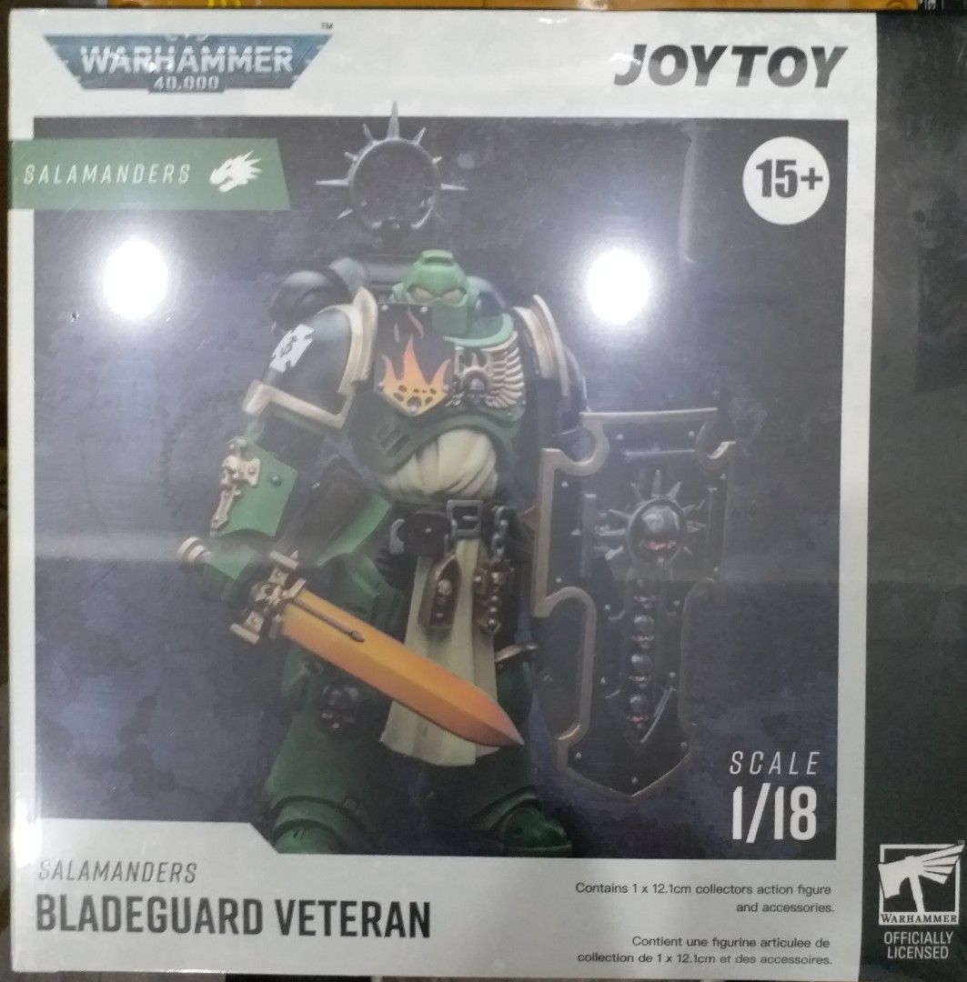 Joy Toy Warhammer 40,000 Salamanders Bladeguard Veteran 1:18 Scale