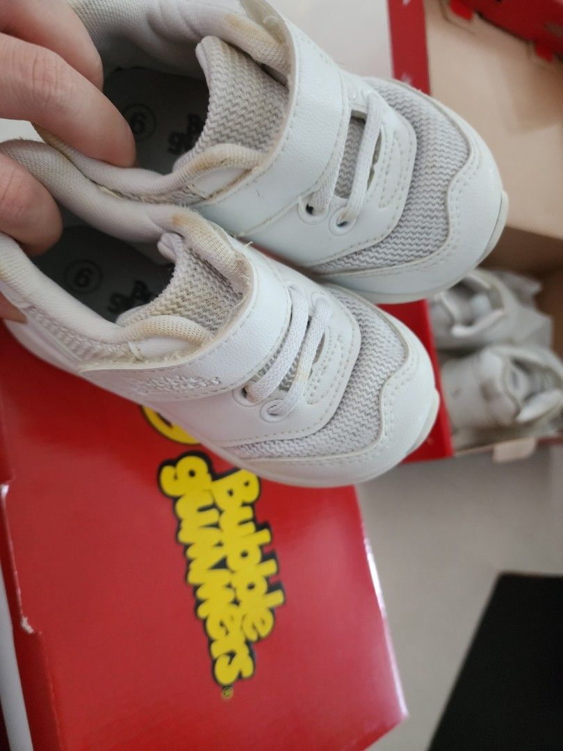Kids White Bata Shoes size 15