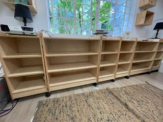 (Category: ) located in . Submitted by decluttermythings (Listing ID 1270860219, Image 1). Description: .