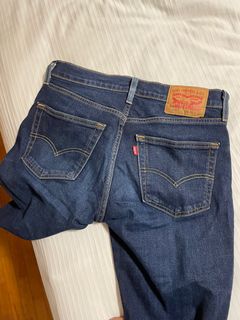 (Category: ) located in . Submitted by sellingallkindsofstuff (Listing ID 1270991814, Image 1). Description: .
