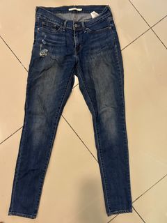 (Category: ) located in . Submitted by alldaywardrobe (Listing ID 1270913779, Image 1). Description: .
