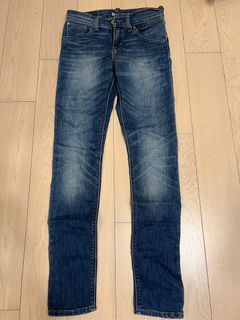 （分類：）位於 。 由 sandraleeyn 提交（商品編號 1270981950，圖片 1）。簡介： 。