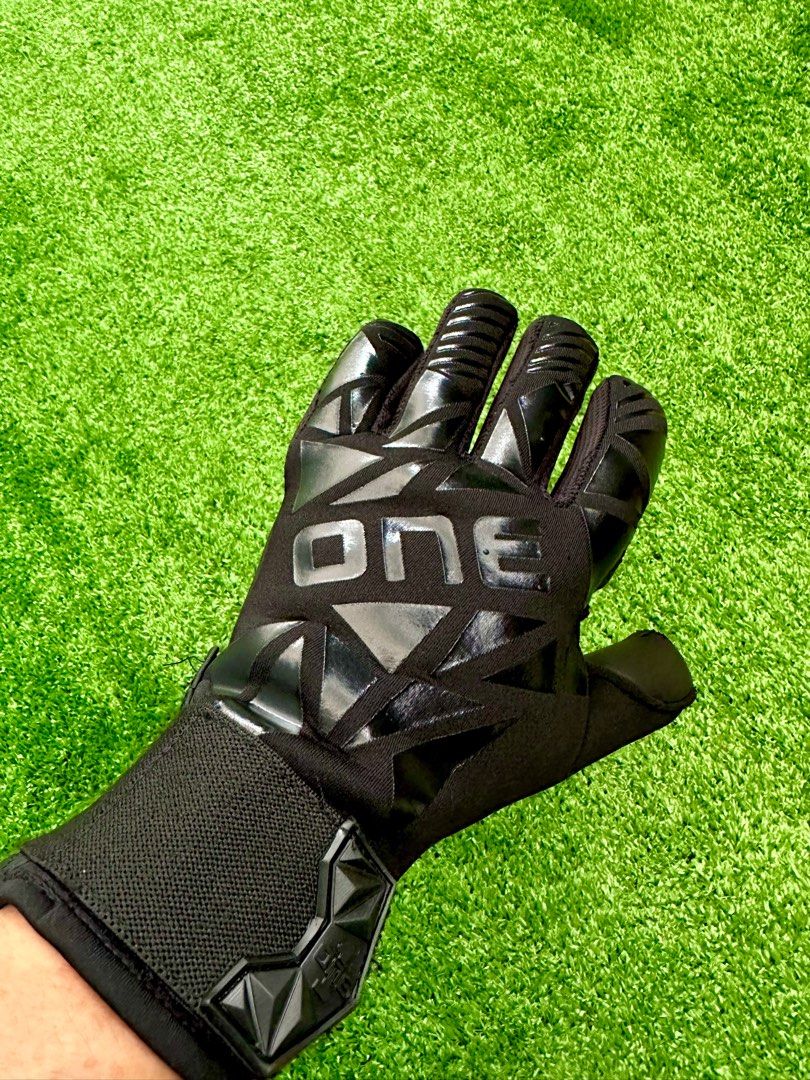Black friday outlet goalkeeper gloves