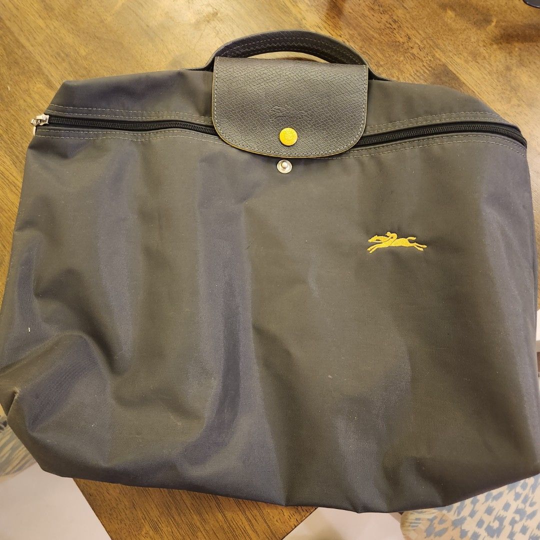 Le pliage club longchamp porte 2025 document