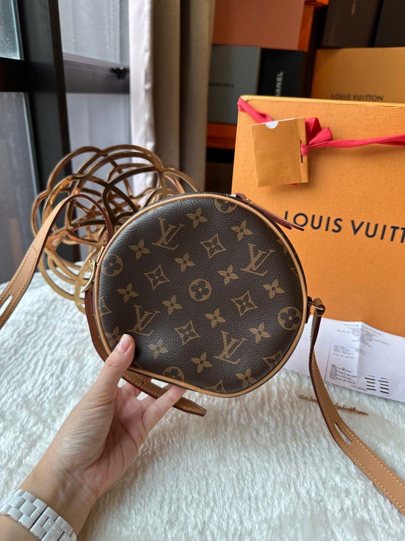 Louis vuitton store boite souple