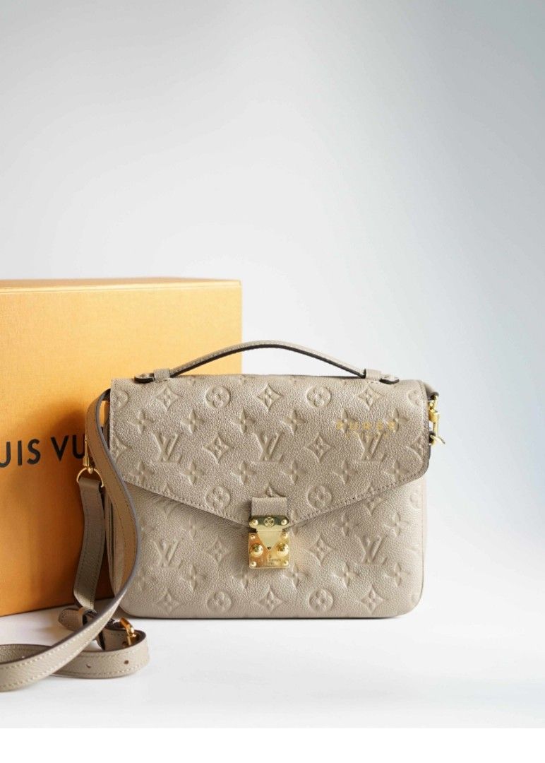 Louis Vuitton Pochette Metis in Empreinte Creme Date code AR2260