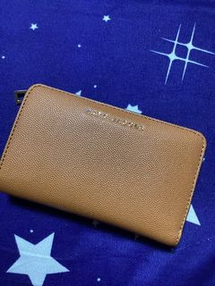 Marc Jacobs wallet pre-loved