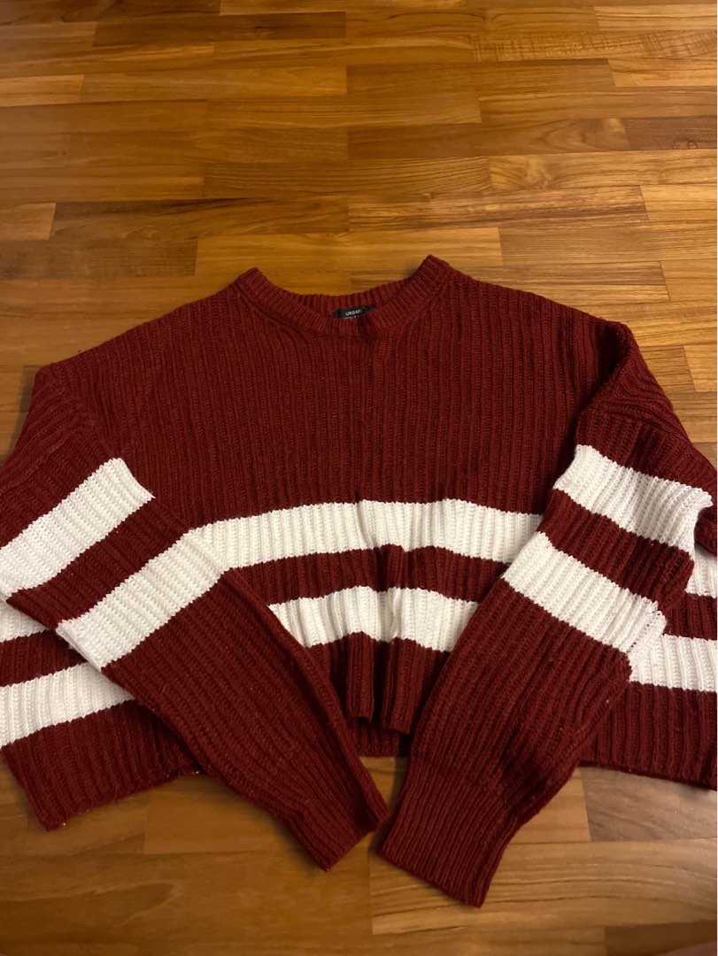 Maroon and white sweater discount