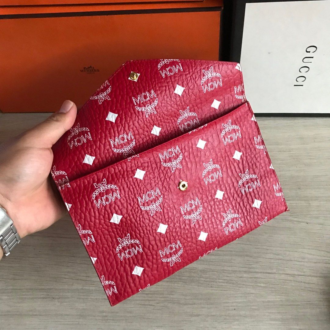 Mcm red clutch sale