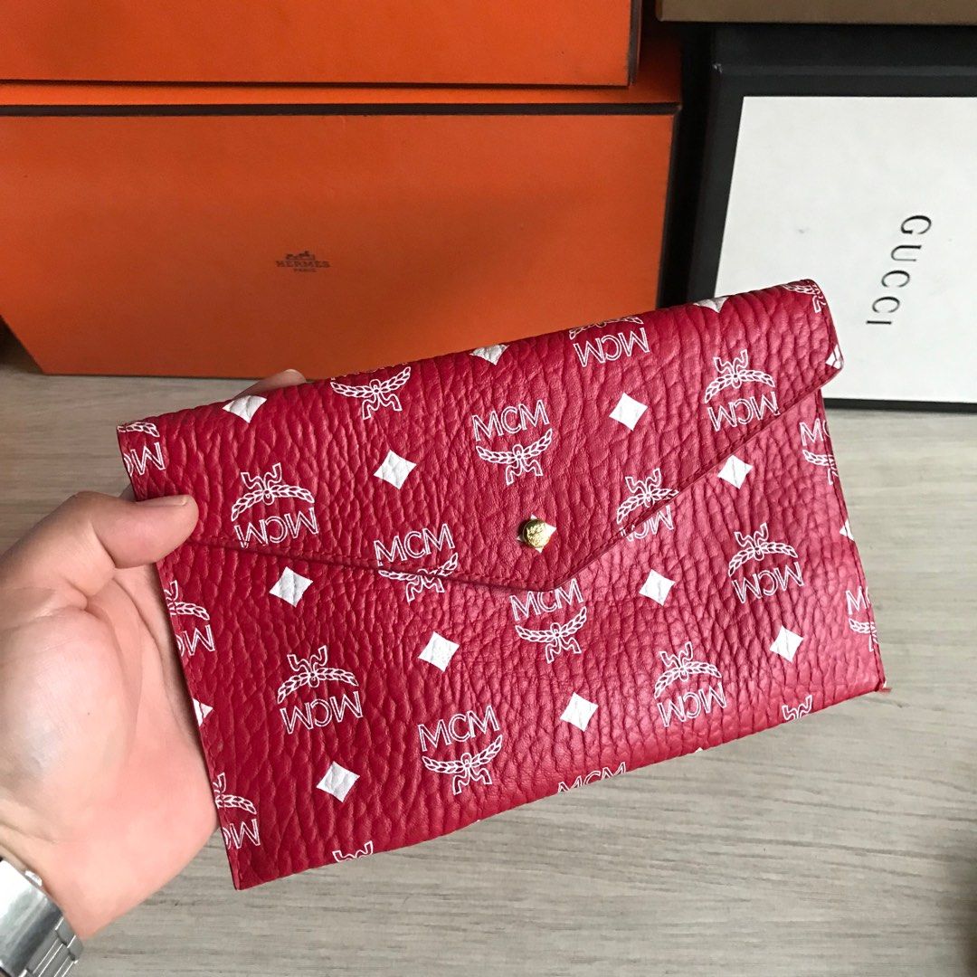 Mcm red clutch outlet