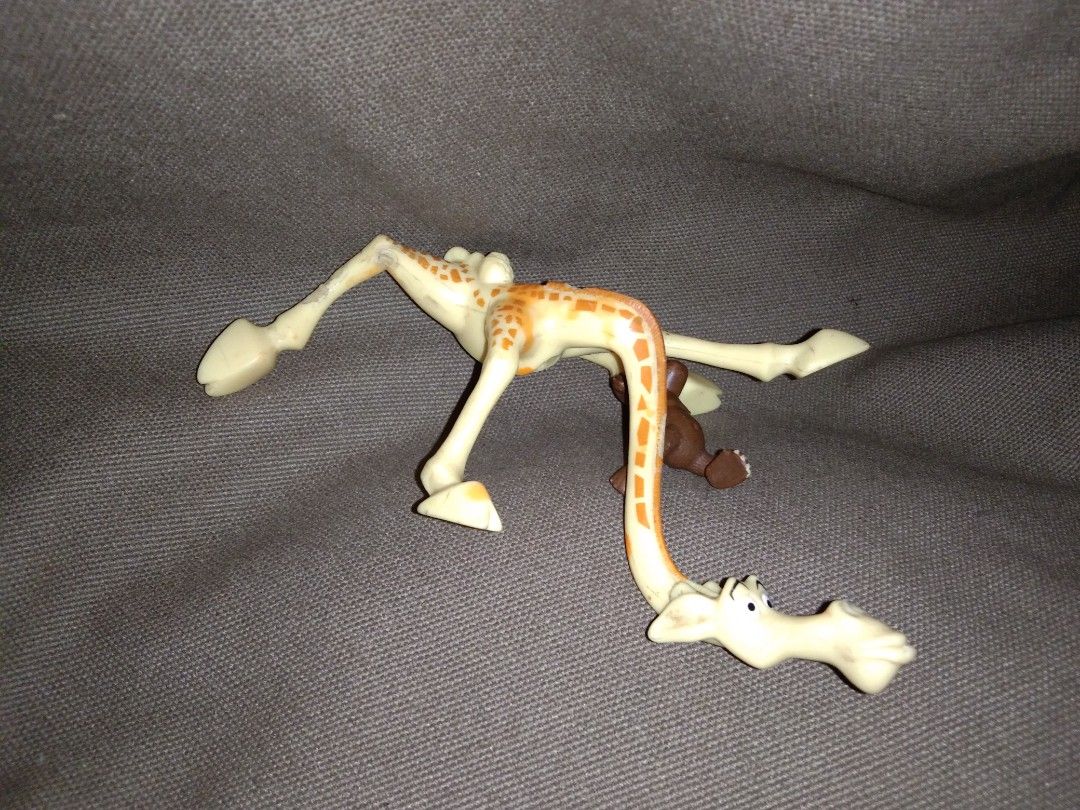 Melman Giraffe in Madagascar (Category: Figurines & Statues) located in Paranaque City. Submitted by jeyamontan96224 (Listing ID 1270987007, Image 2). Description: wysiwyg has lower price in good condition no flaws.