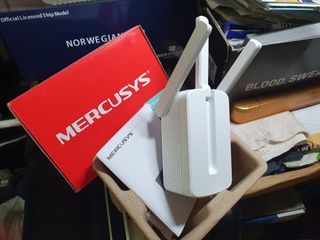 Mercusys 300Mbps Wi-Fi Range Extender