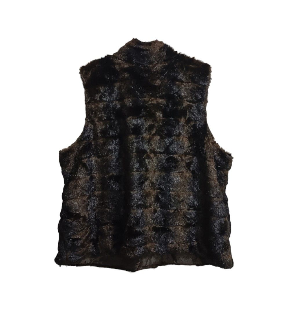Michael Kors faux fur vest Men s Fashion Coats Jackets and
