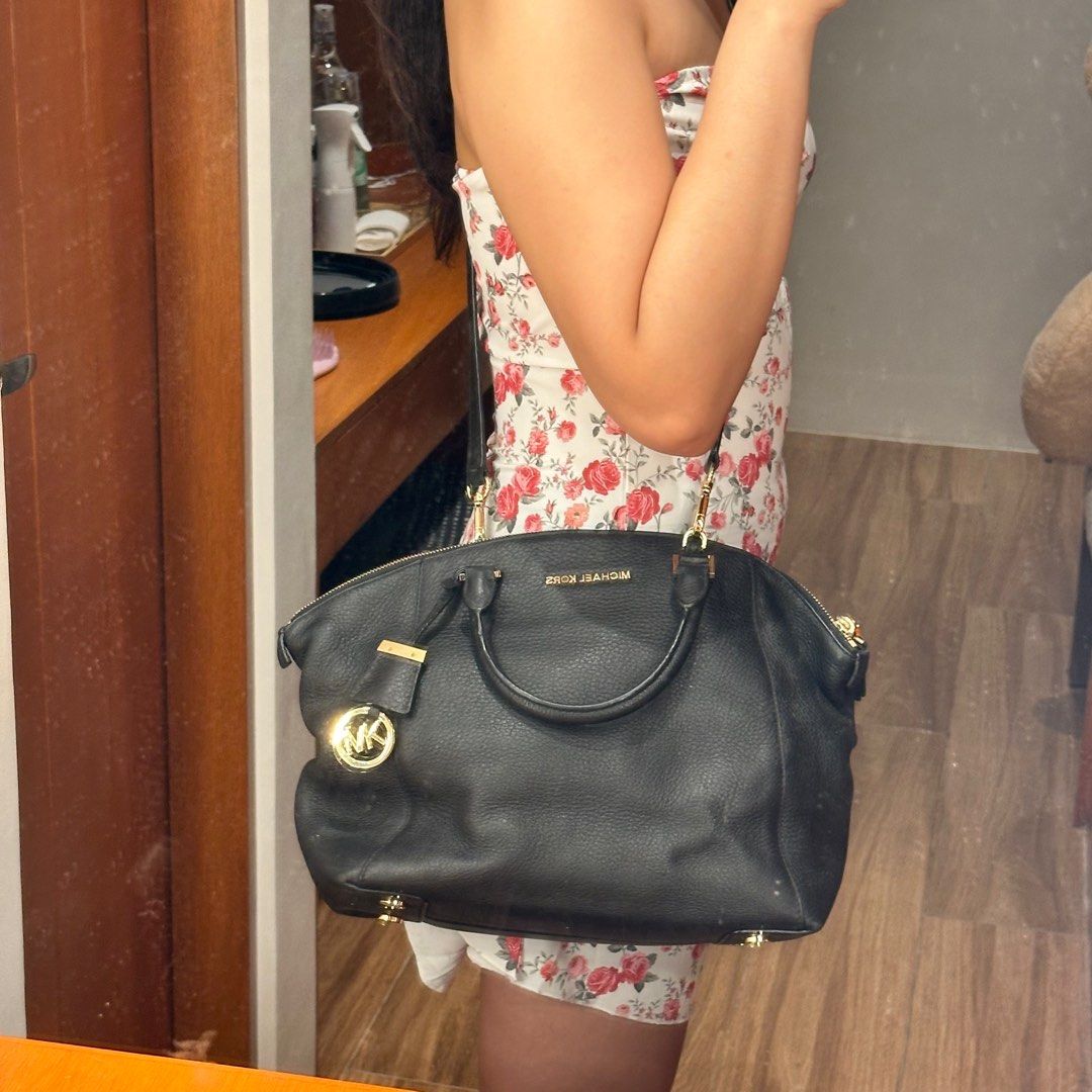 Michael kors riley medium shop