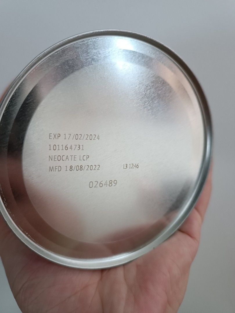 1 Neocate and 2 Alfare milk for lactose intolerant diarrhea infant